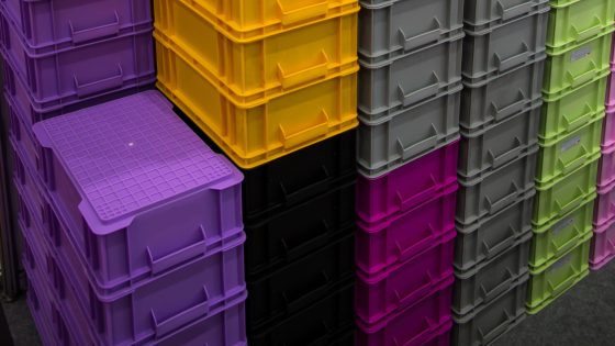 Plastic Waffle Bottom Totes